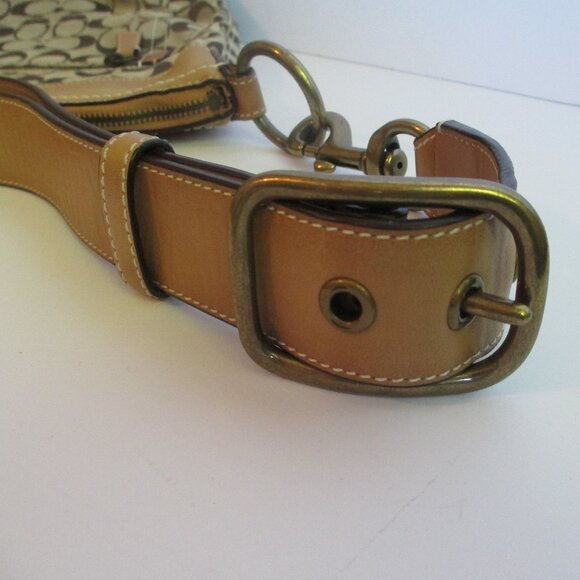 Coach 10403 Signature Shoulder Bag Brown Tan Hobo Handbag Zip Front Pocket Purse - Picture 6 of 15